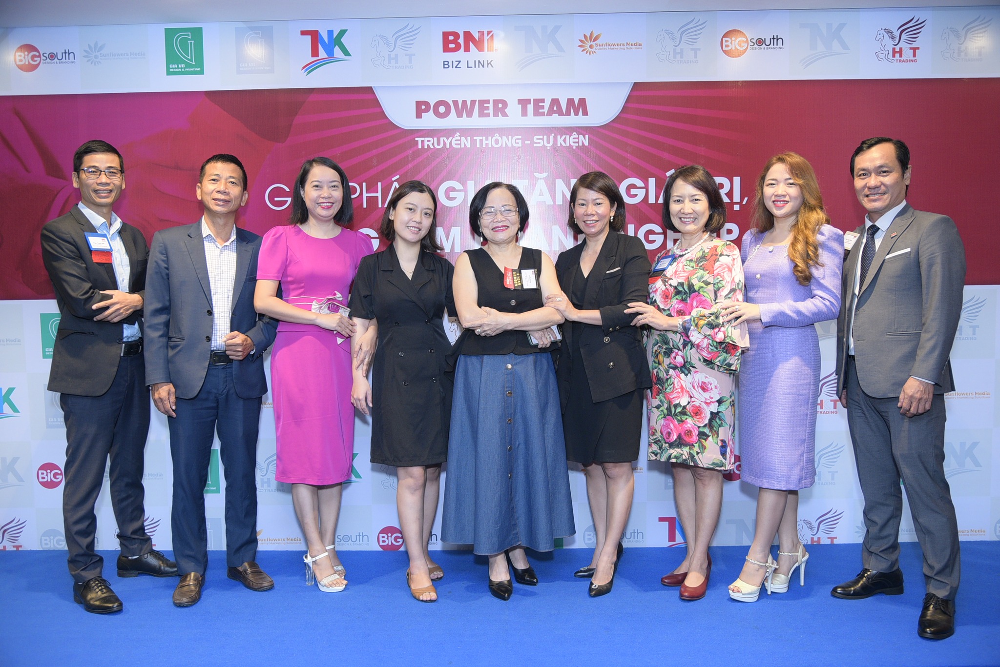 Kỷ niệm Sự Kiện Kinh Doanh ngày 15/11 1