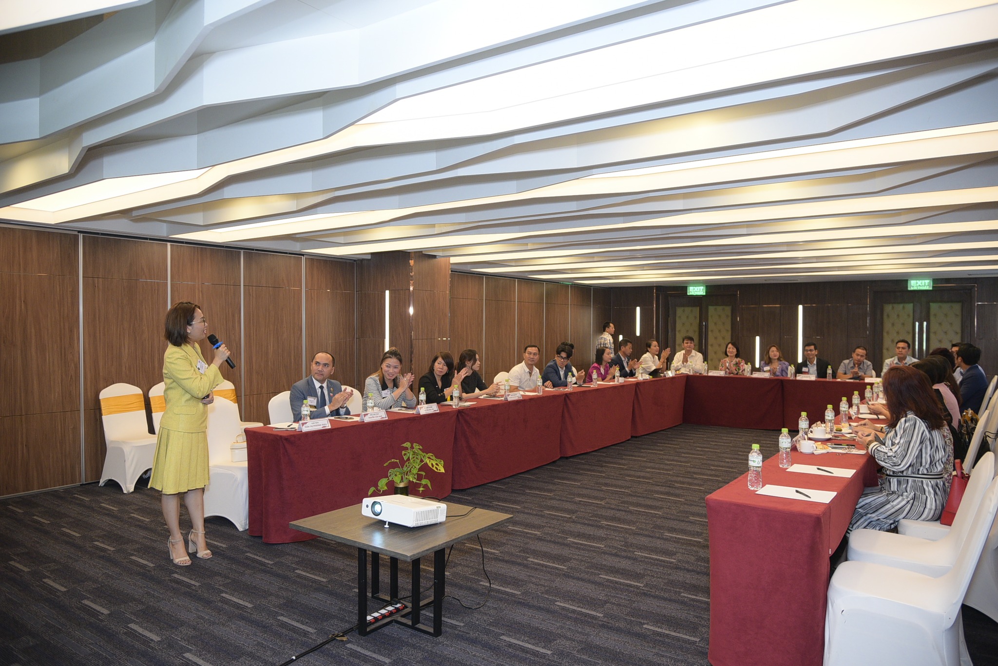 Kỷ niệm Sự Kiện Kinh Doanh ngày 15/11 9