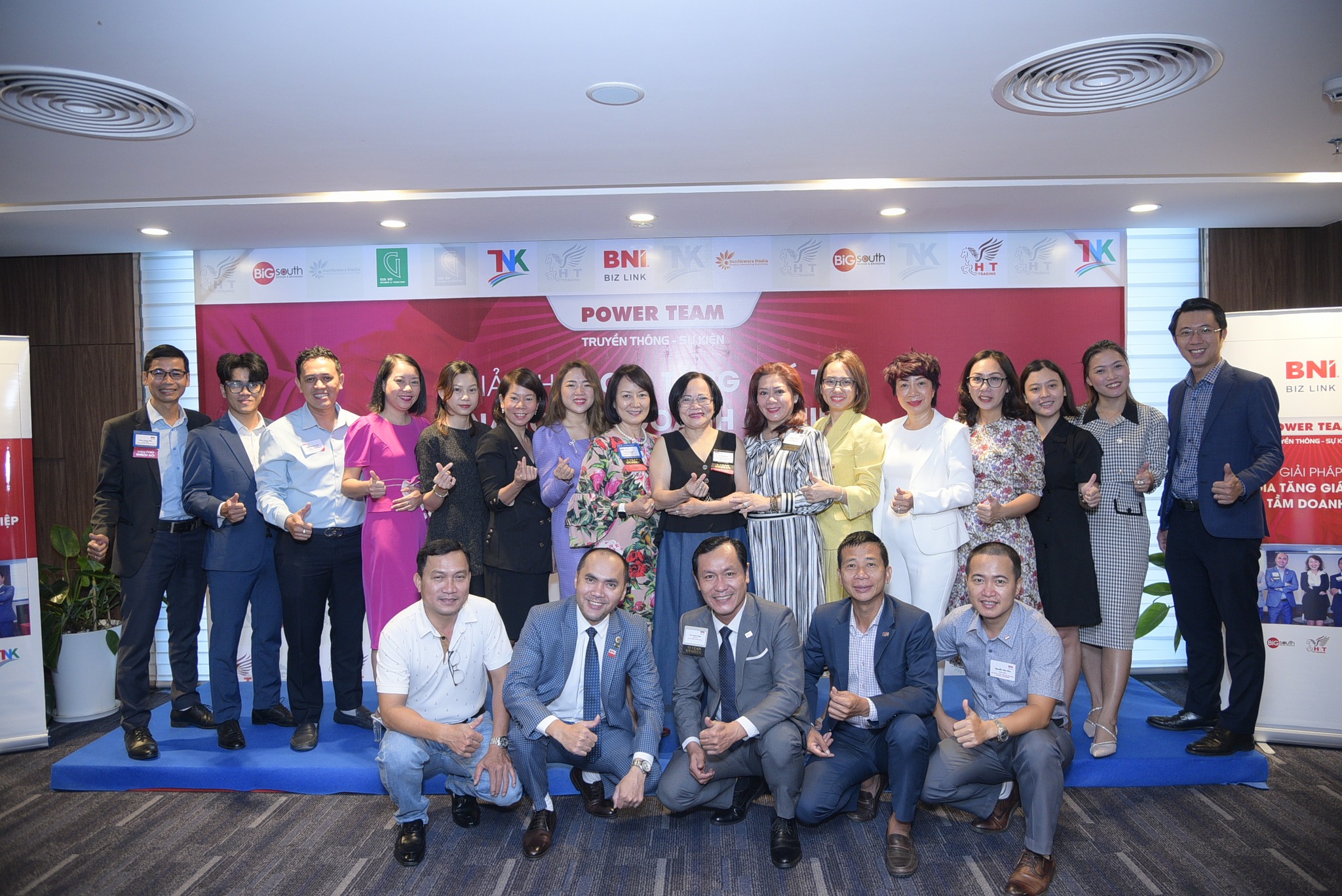 Kỷ niệm Sự Kiện Kinh Doanh ngày 15/11