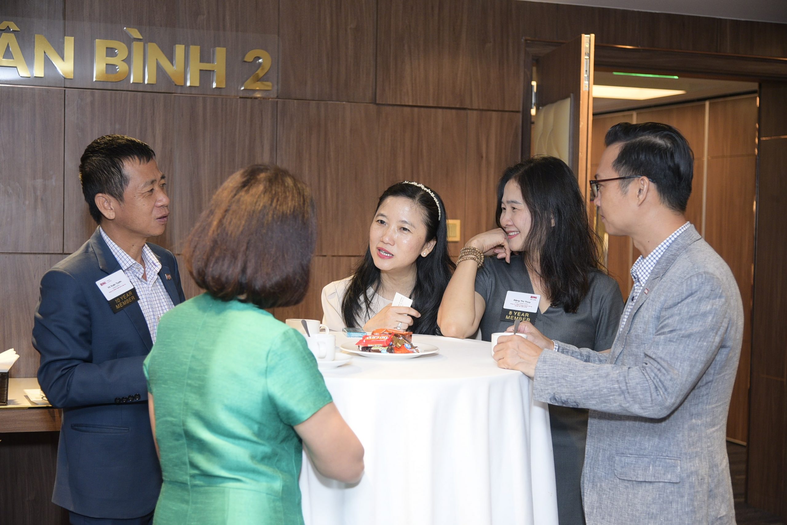 Happy Trees - Hoa Lan Hồ Điệp Xứng Tầm Doanh Nhân 1