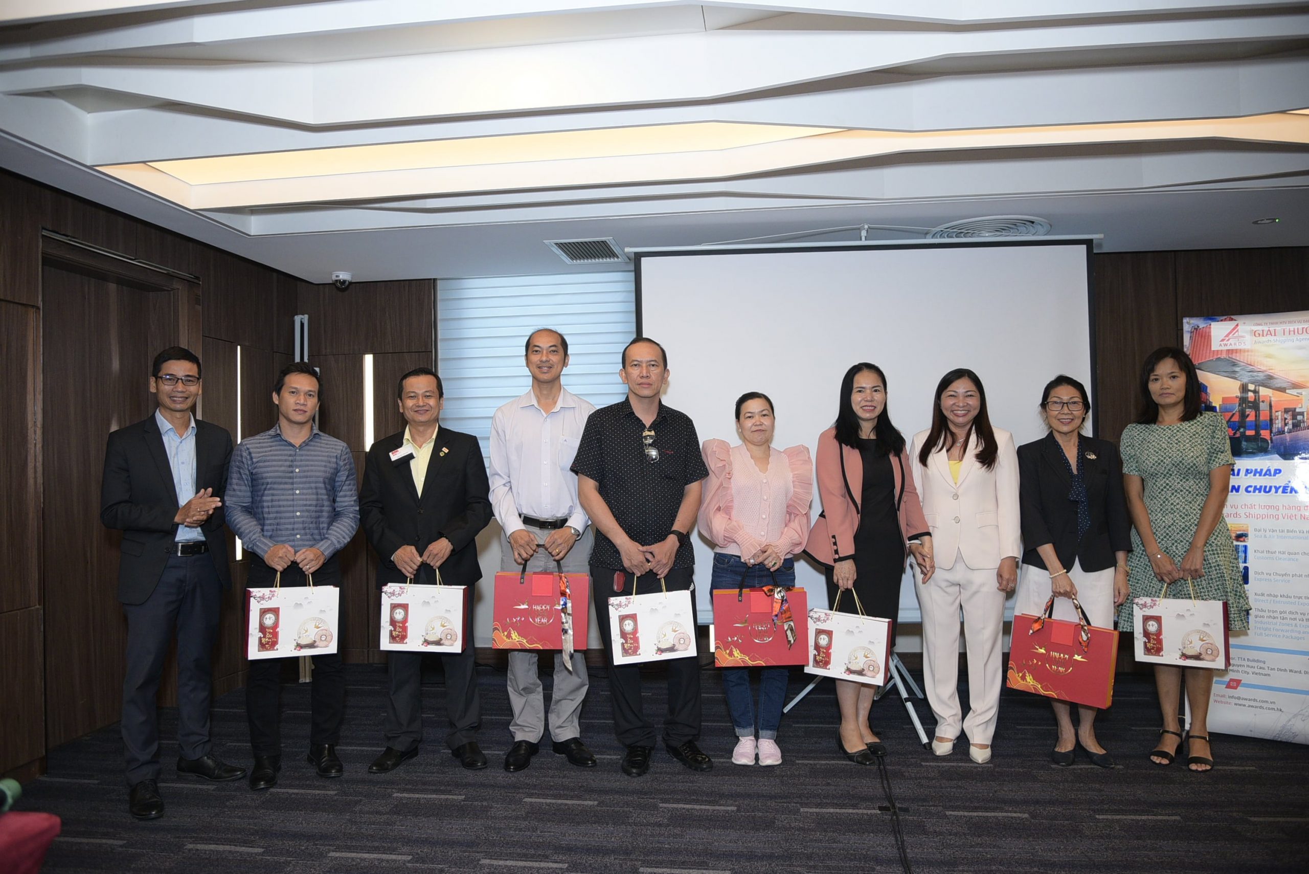 Kết thúc sự kiện kết nối kinh doanh ngày 13/12 10